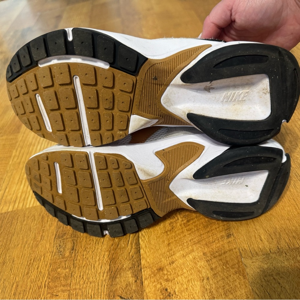 Nike AL8 7.5 - Picture 3 of 4